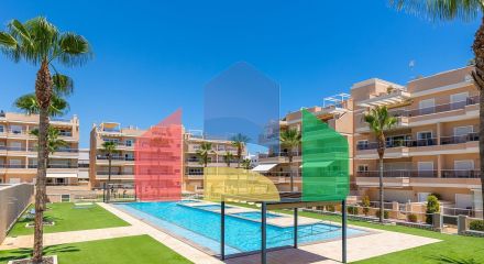 ШИКАРНЫЕ АПАРТАМЕНТЫ В ORIHUELA COSTA. 2 СПАЛЬНИ. 2 ВАННЫЕ КОМНАТЫ. ГАРАЖ И БАССЕЙН. ТЕРРАСА 16М2.