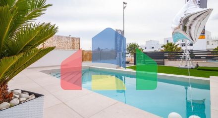 НОВЫЕ СОВРЕМЕННЫЕ ВИЛЛЫ В ВИЛЛАМАРТИНЕ