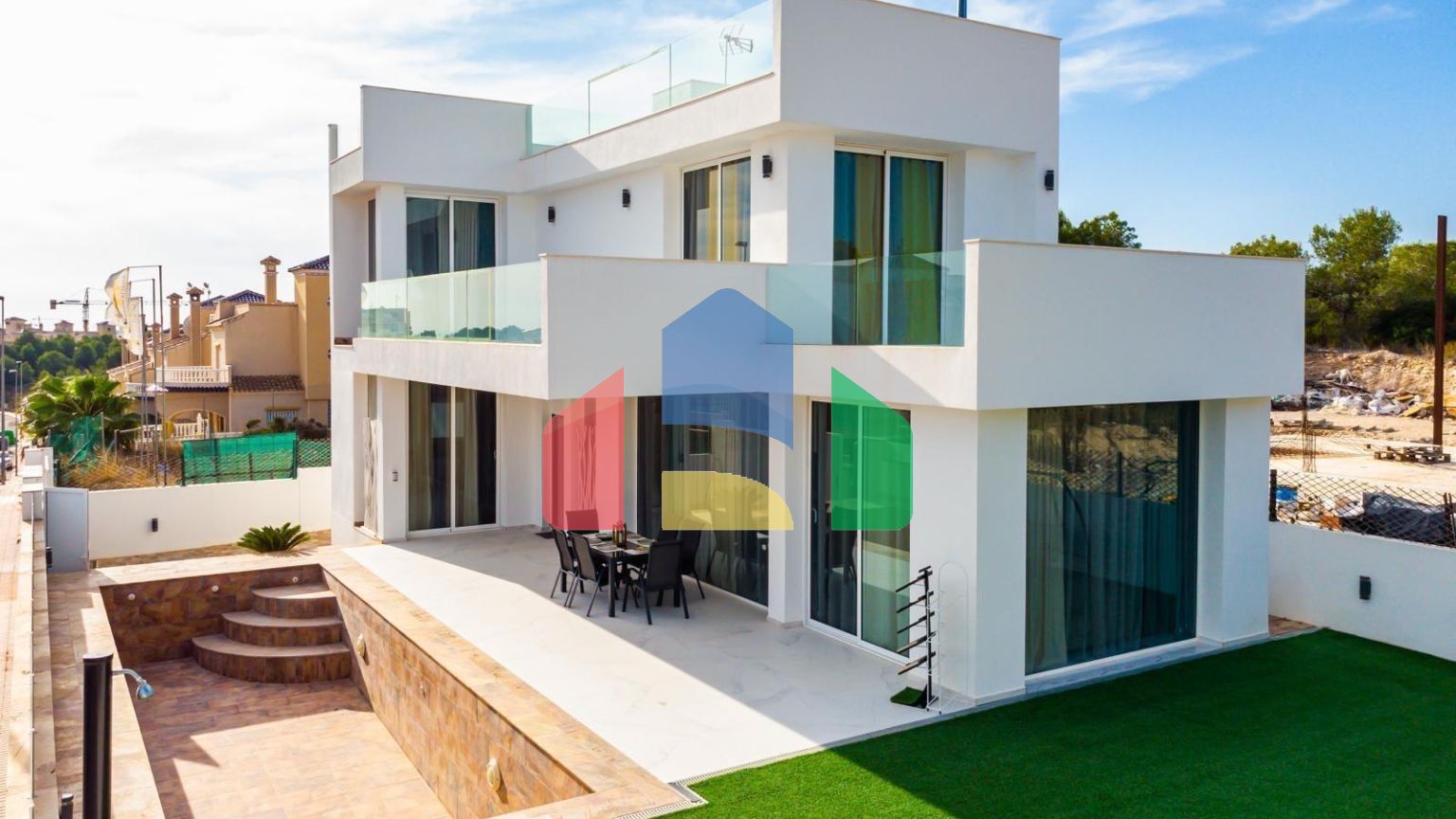 Эксклюзивный новый жилой комплекс в Ориуэла Коста