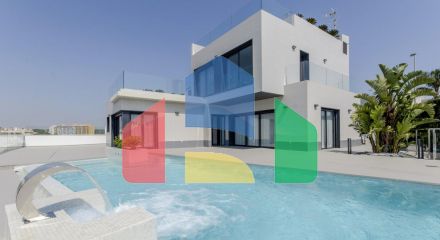 НОВЫЕ СТРОИТЕЛЬНЫЕ ВИЛЛЫ В 250 М ОТ ПЛЯЖА В КАМПУМОРЕ