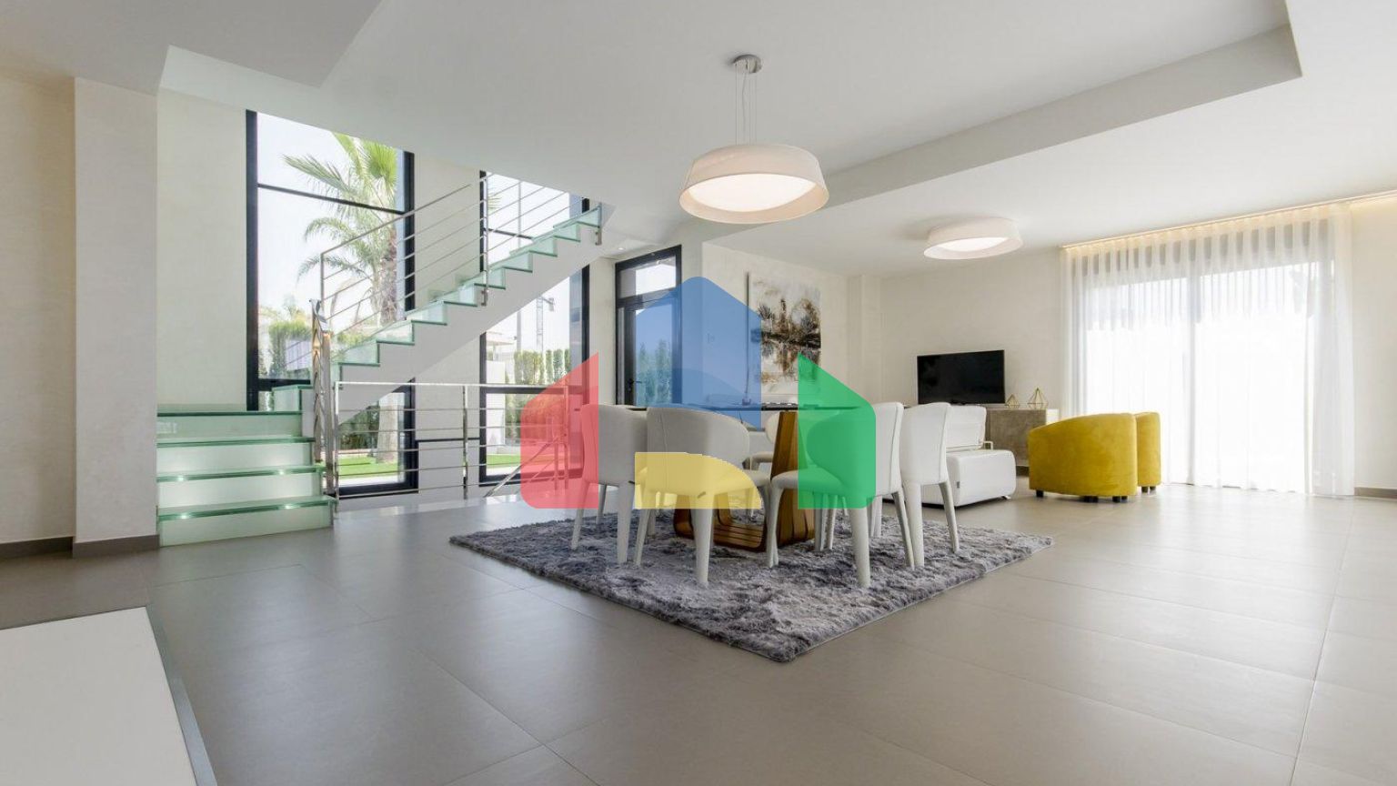 НОВЫЕ СТРОИТЕЛЬНЫЕ ВИЛЛЫ В 250 М ОТ ПЛЯЖА В КАМПУМОРЕ