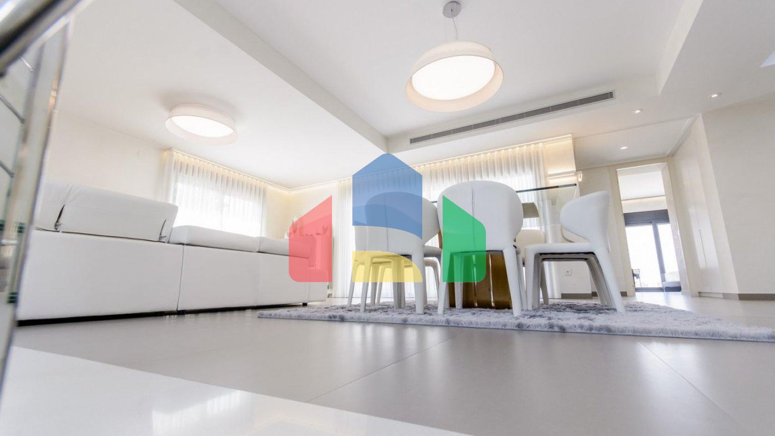 НОВЫЕ СТРОИТЕЛЬНЫЕ ВИЛЛЫ В 250 М ОТ ПЛЯЖА В КАМПУМОРЕ