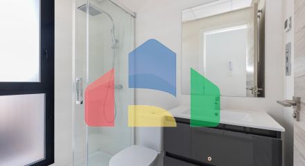 ВИЛЛА НОВОСТРОЙ. 3 СПАЛЬНИ. 2 ВАННЫЕ КОМНАТЫ. 140М2 УЧАСТОК. ГАРАЖ+БАССЕЙН.