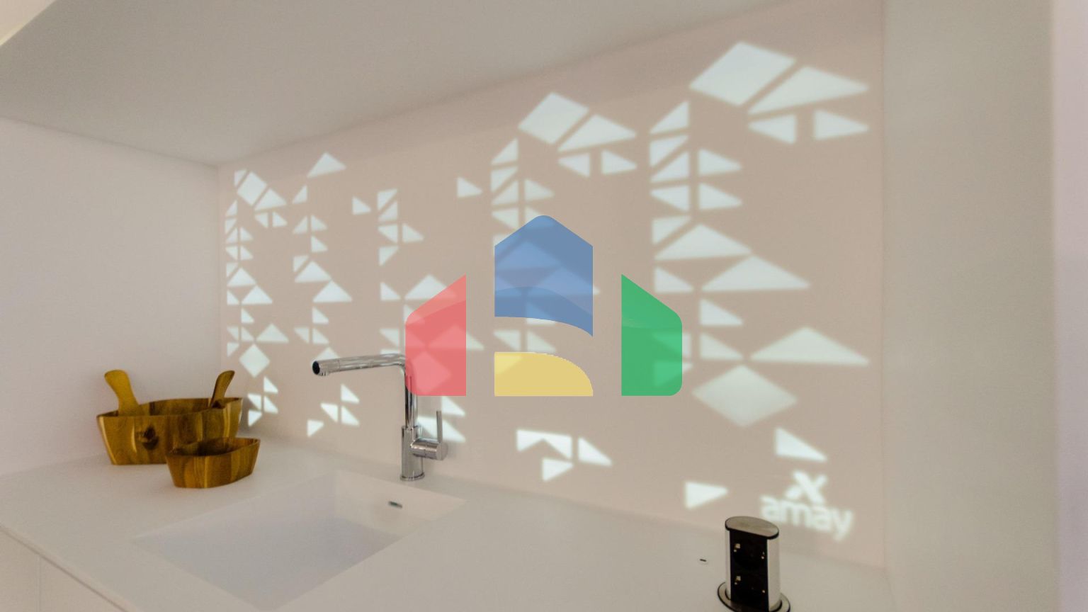 НОВОЕ СТРОИТЕЛЬСТВО В ОРИХУЭЛА-КОСТА. 4 СПАЛЬНИ. УЧASTOK. ГАРАЖ. СОБСВЕННЫЙ БАСЕЙН. ПЛЯЖ ВСЕГО в 350 МЕТРАХ.