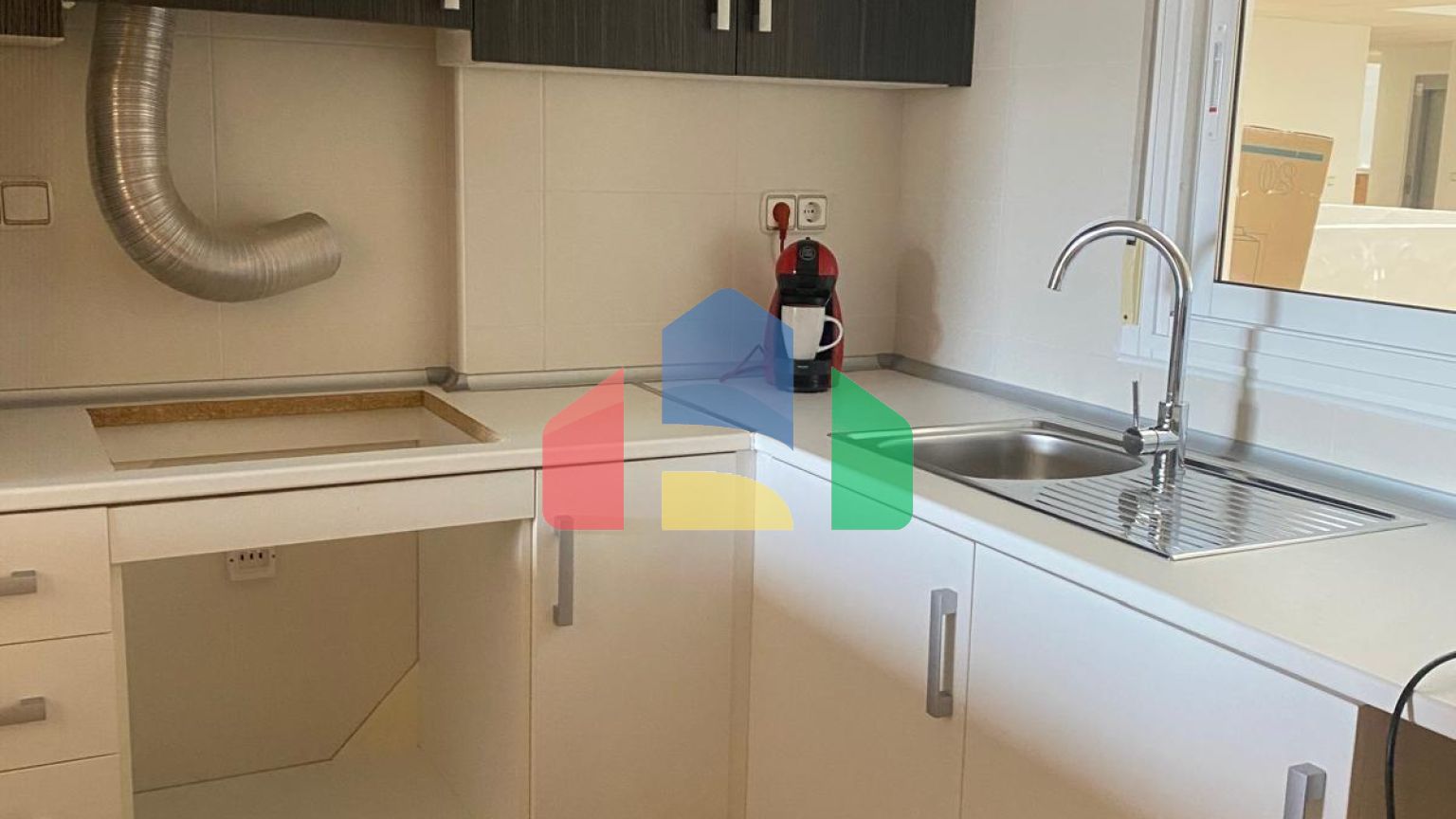 Регенерированный жилой комплекс в Ломас-де-Кабо-Роиг — обновленные апартаменты