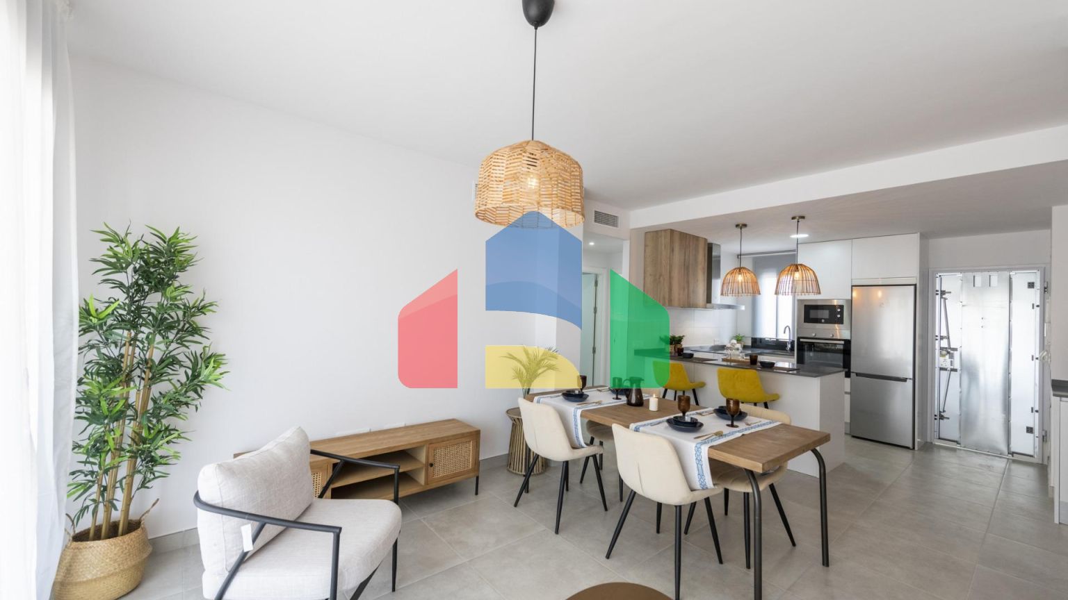 НОВЫЙ ЖИЛОЙ КОМПЛЕКС В ОРИУЭЛА КОСТА