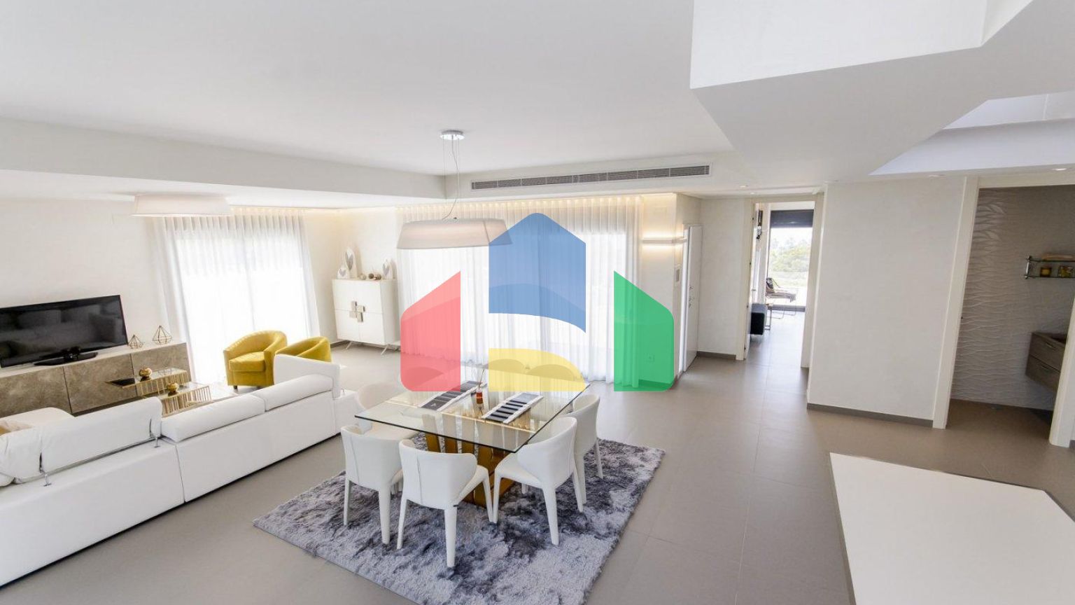 НОВЫЕ СТРОИТЕЛЬНЫЕ ВИЛЛЫ В 250 М ОТ ПЛЯЖА В КАМПУМОРЕ