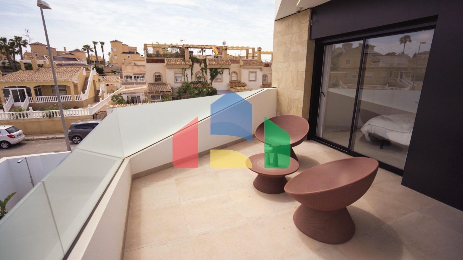 ШИКАРНЫЕ ВИЛЛЫ ОТ ЗАСТРОЙЩИКА! 3 СПАЛЬНИ. 3 ВАННЫЕ КОМНАТЫ. ПРИВАТНЫЙ БАССЕЙН. УЧАСТОК 180М2.