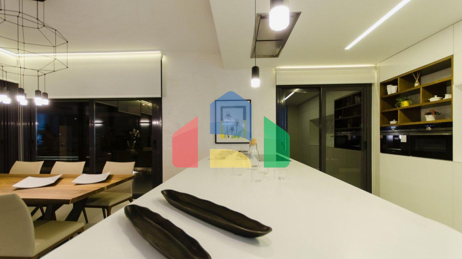 НОВЫЕ СТРОИТЕЛЬНЫЕ ВИЛЛЫ В 250 М ОТ ПЛЯЖА В КАМПУМОРЕ