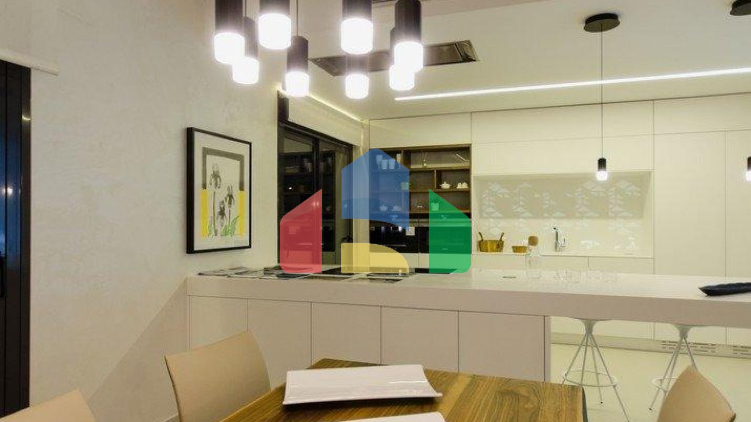 НОВЫЕ СТРОИТЕЛЬНЫЕ ВИЛЛЫ В 250 М ОТ ПЛЯЖА В КАМПУМОРЕ