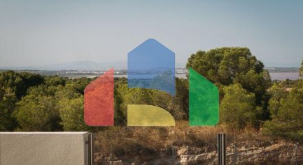 Современные виллы расположены рядом с Villamartin гольф, ориентированы на юго-восток.