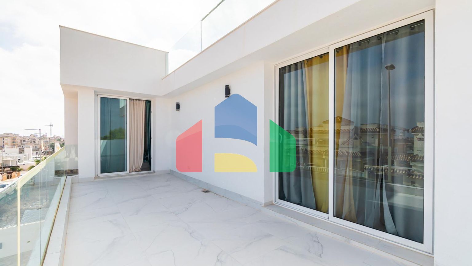 Эксклюзивный новый жилой комплекс в Ориуэла Коста