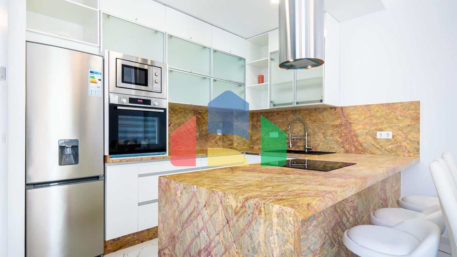 Эксклюзивный новый жилой комплекс в Ориуэла Коста