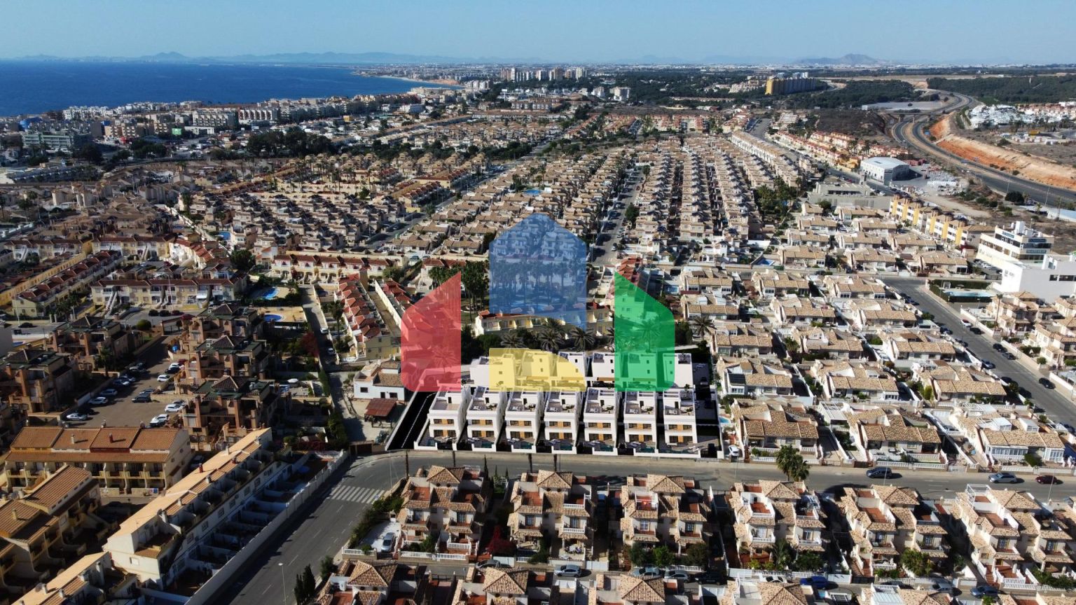 НОВЫЕ ВИЛЛЫ В ЛА ЗЕНИИ