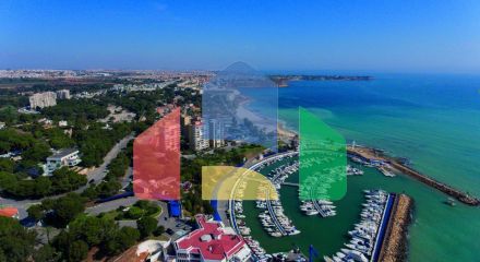 КВАРТИРА В ЭЛИТНОМ ЖИЛОМ КОМПЛЕКСЕ НА БЕРЕГУ МОРЯ