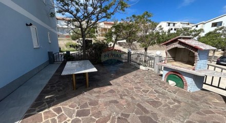 Residential - Condo/Apartment - Pag, Croatia - HR
