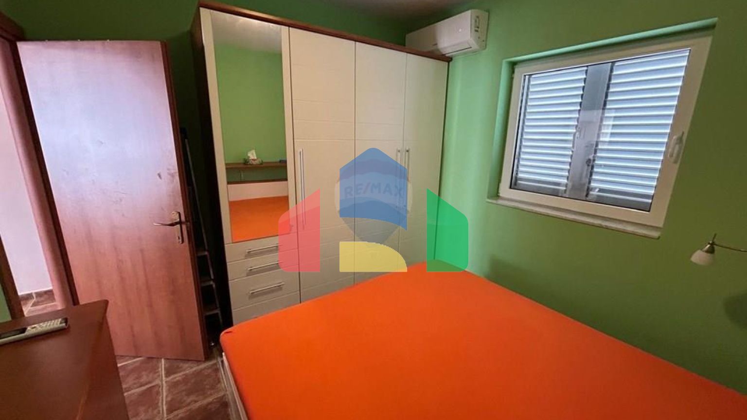 Residential - Condo/Apartment - Pag, Croatia - HR