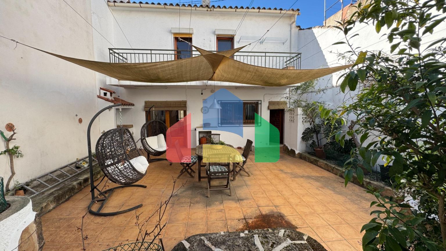 Средиземноморское очарование в самом сердце Бениссы