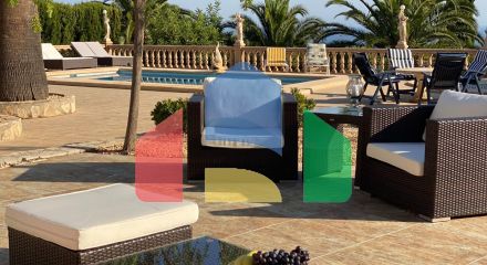 Великолепная вилла с прекрасным видом на Морайру и Кальпе