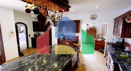 РОСКОШНЫЙ ДОМ В БЕНИССЕ