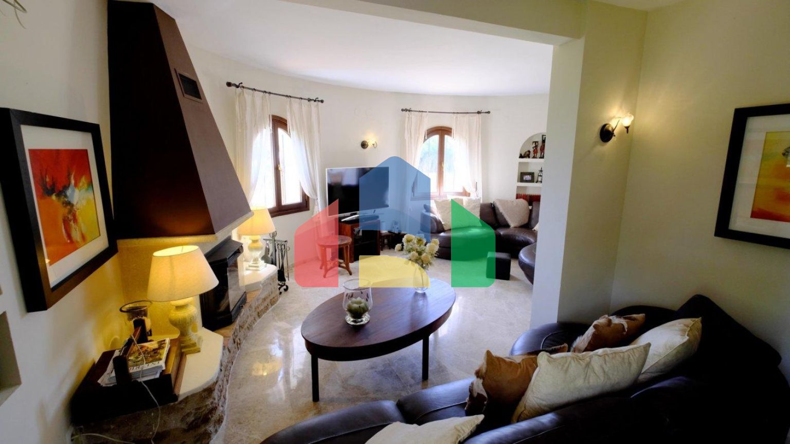 РОСКОШНЫЙ ДОМ В БЕНИССЕ