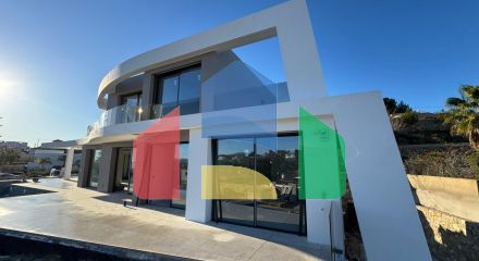 NEW BUILD VILLA WITH THE SEA VIEWS IN BENISSA