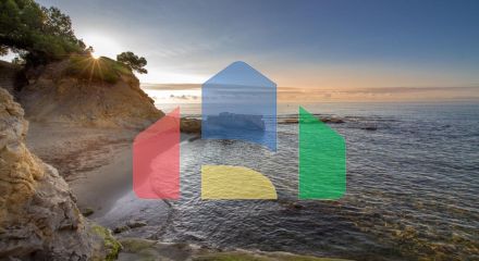 Роскошная авангардная вилла с видом на море в Бенисса Коста