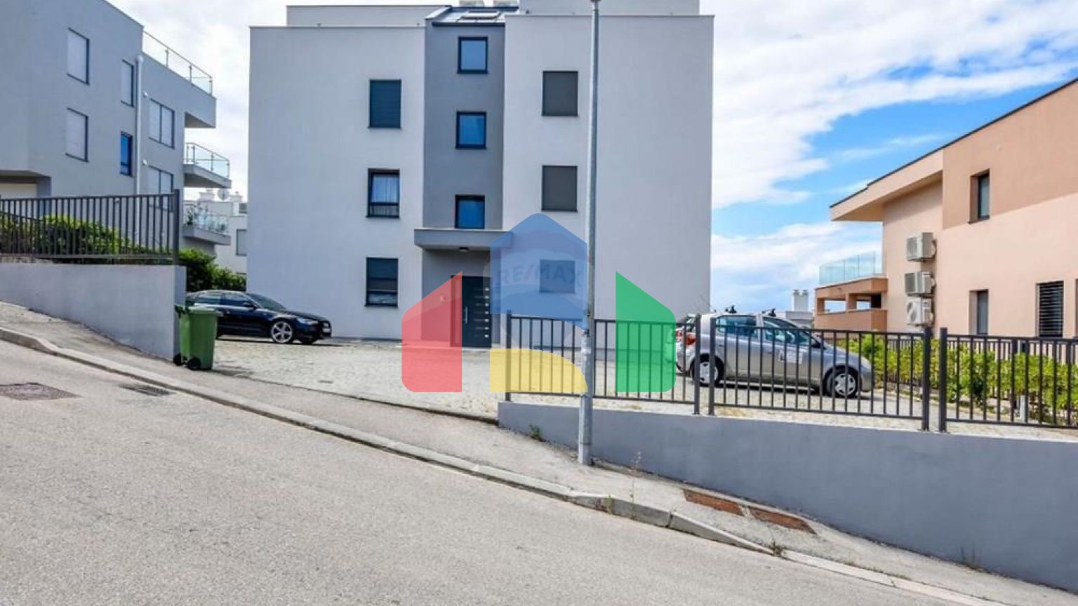 Residential - Condo/Apartment - Primošten, Croatia - HR