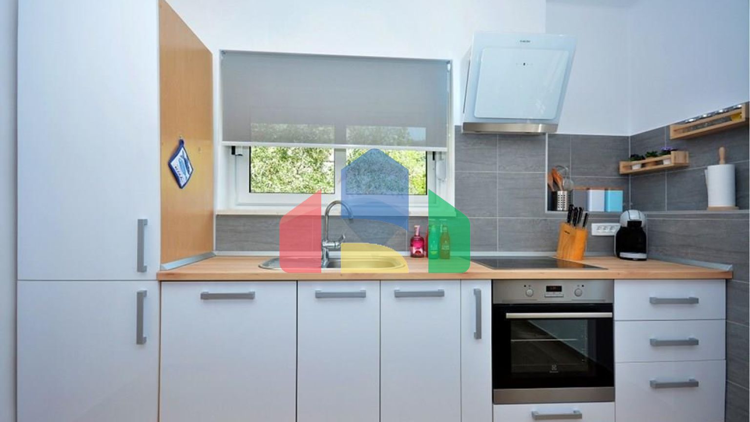 Residential - Condo/Apartment - Trogir, Croatia - HR