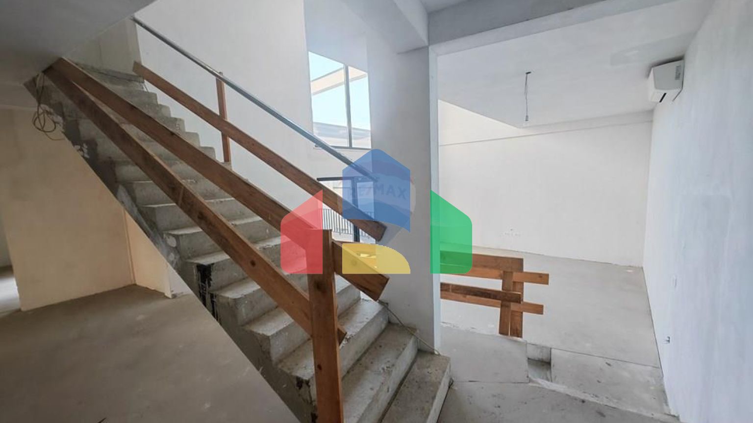 Residential - Condo/Apartment - Varaždin, Croatia - HR