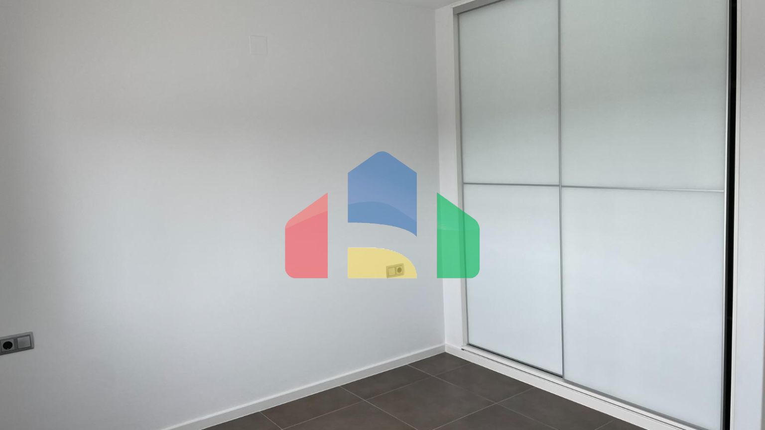 Эксклюзивная вилла в средиземноморском стиле с панорамным видом на море в Морайре (Коста-Бланка, Аликанте)