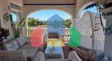 Luxury villa for a large family in Moraira