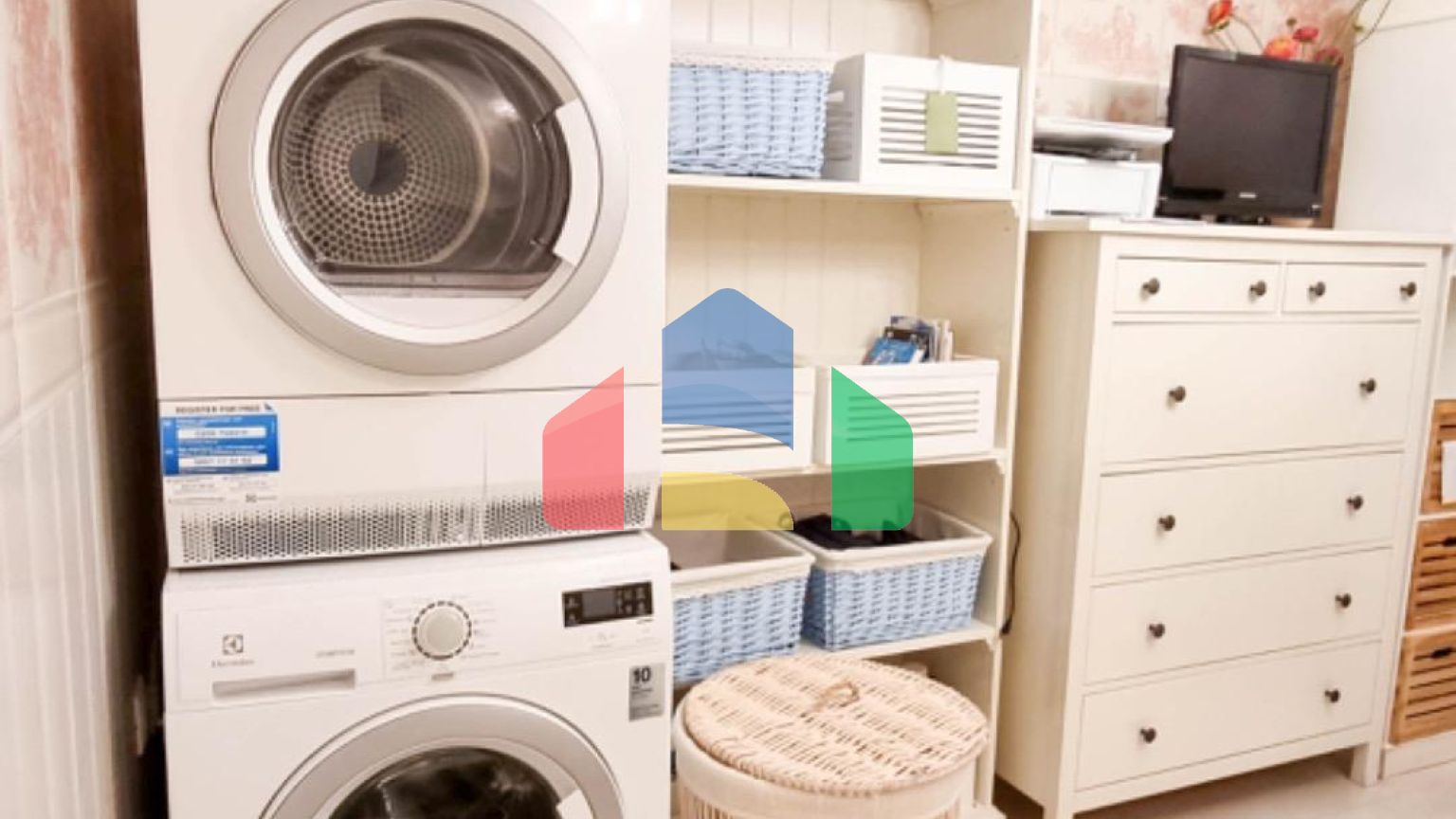 Роскошная вилла для большой семьи в Морайре