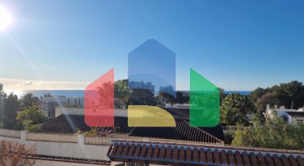 Роскошная вилла для большой семьи в Морайре Роскошная вилла для большой семьи в Морайре