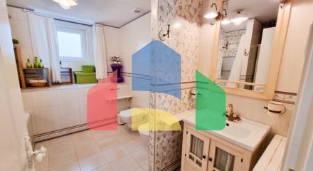 Роскошная вилла для большой семьи в Морайре Роскошная вилла для большой семьи в Морайре