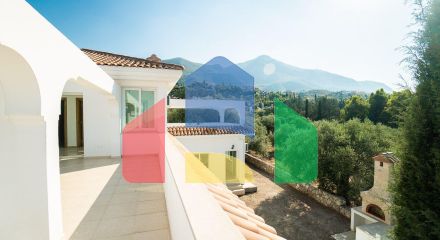 5-комнатная вилла 220 м2 с бассейном в 10 минутах от моря. 5-комнатная вилла 220 м2 с бассейном в 10 минутах от моря.