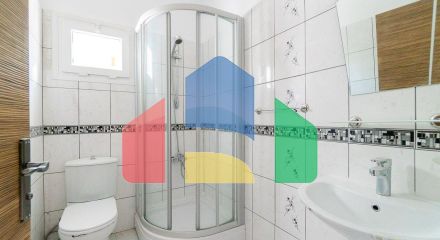 5-комнатная вилла 220 м2 с бассейном в 10 минутах от моря. 5-комнатная вилла 220 м2 с бассейном в 10 минутах от моря.