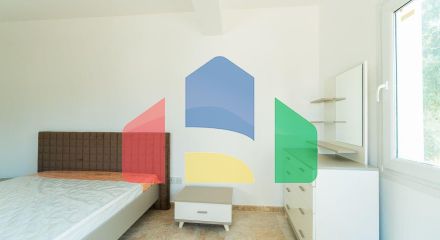 5-комнатная вилла 220 м2 с бассейном в 10 минутах от моря. 5-комнатная вилла 220 м2 с бассейном в 10 минутах от моря.