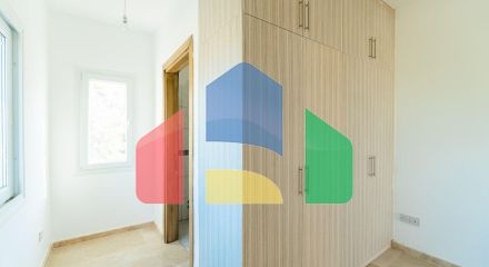 5-комнатная вилла 220 м2 с бассейном в 10 минутах от моря. 5-комнатная вилла 220 м2 с бассейном в 10 минутах от моря.