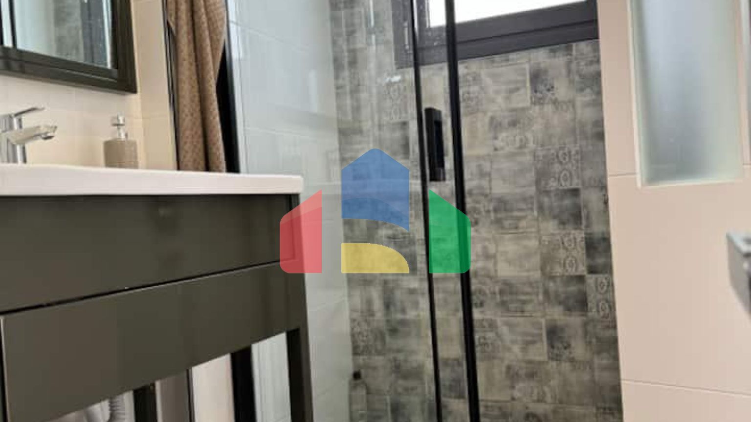 4-комнатная одноэтажная вилла 100 м2 с собственным бассейном