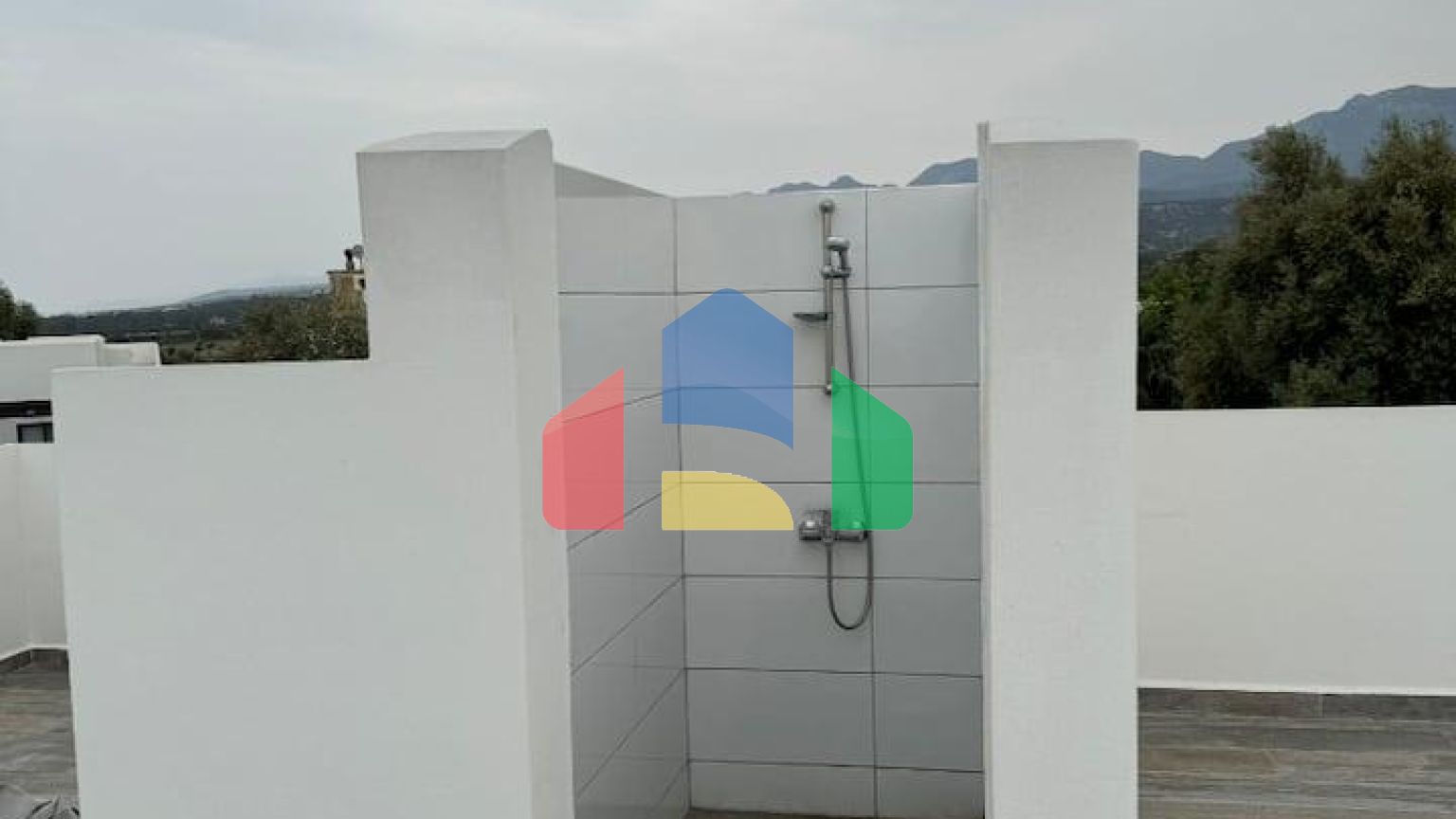 4-комнатная одноэтажная вилла 100 м2 с собственным бассейном