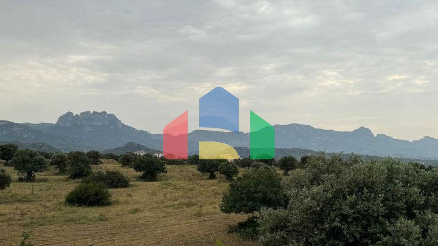 4-комнатная одноэтажная вилла 100 м2 с собственным бассейном