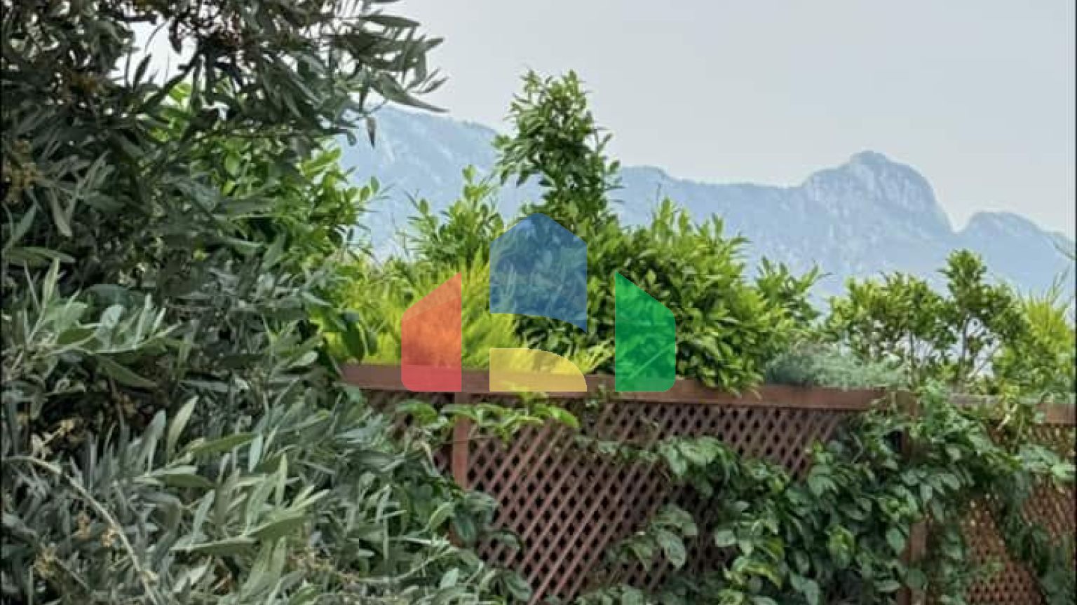 4-комнатная одноэтажная вилла 100 м2 с собственным бассейном