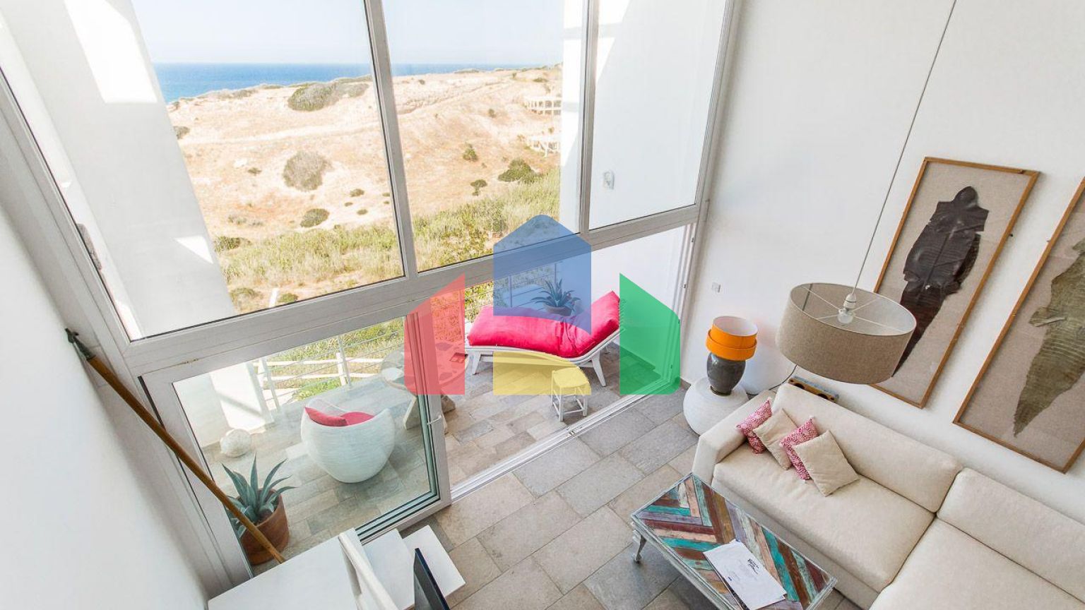 2-комнатные  апартаменты 57м2 с полной меблировкой в 100 метрах от пляжа.