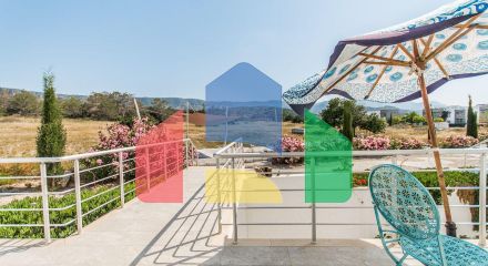 2-комнатные апартаменты 57м2 с полной меблировкой в 100 метрах от пляжа. 2-комнатные апартаменты 57м2 с полной меблировкой в 100 метрах от пляжа.