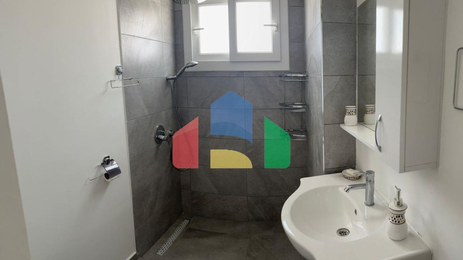 2-комнатные апартаменты 58 м2 в 500 метрах от моря