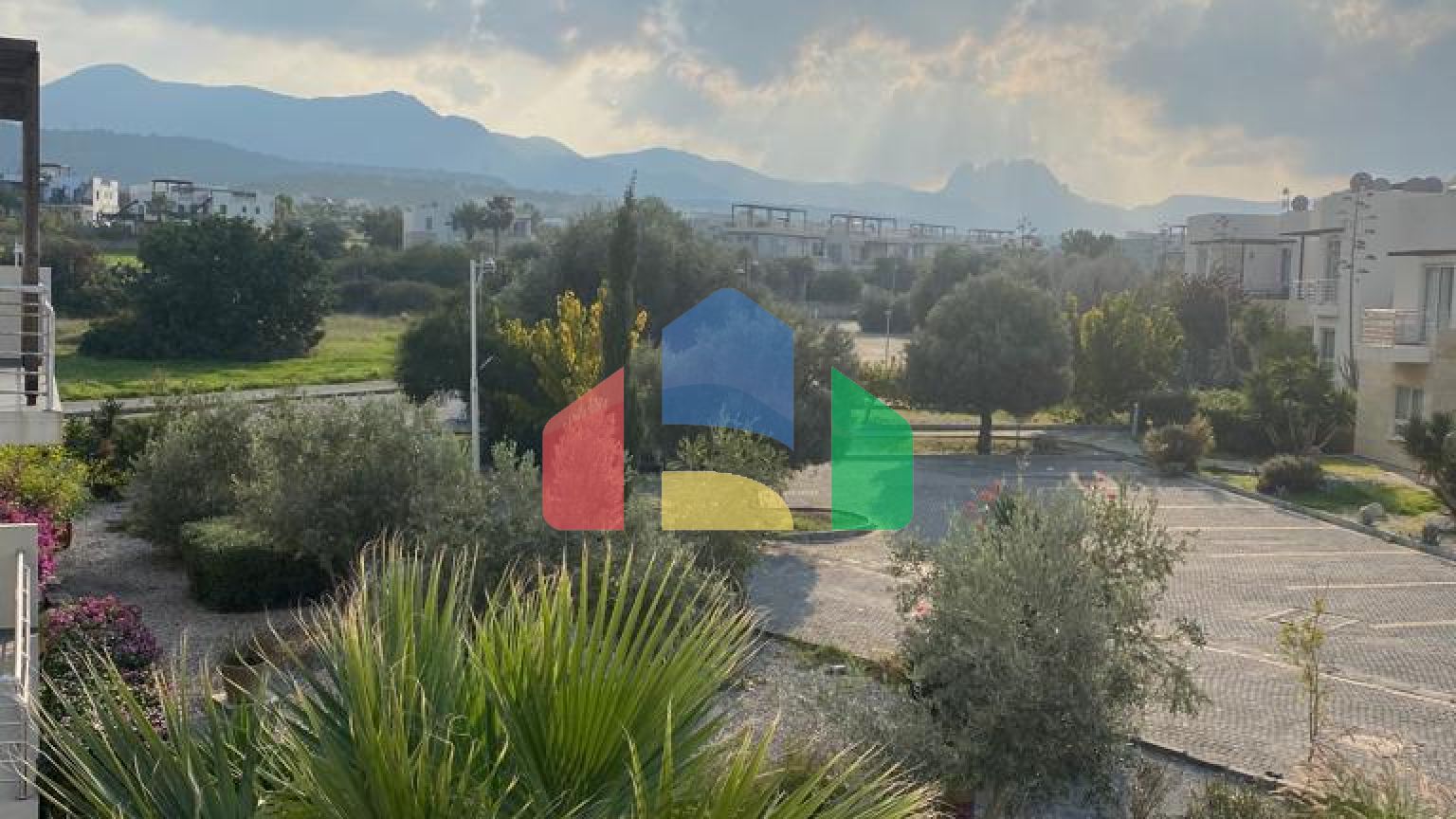 2-комнатные апартаменты 58 м2 в 500 метрах от моря