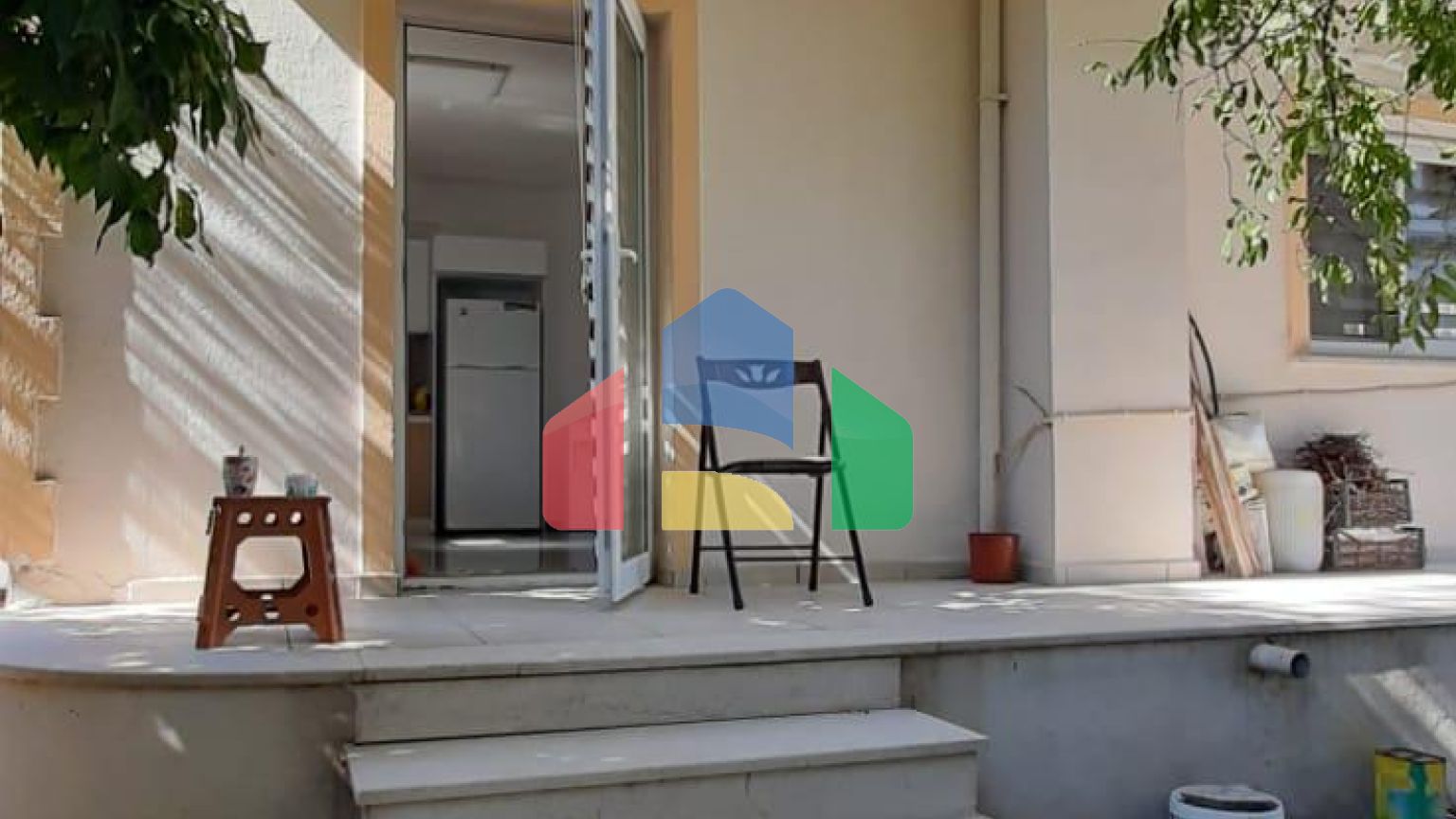 3-комнатная вилла объединенного типа 130 м2 в 5 минутах от пляжа