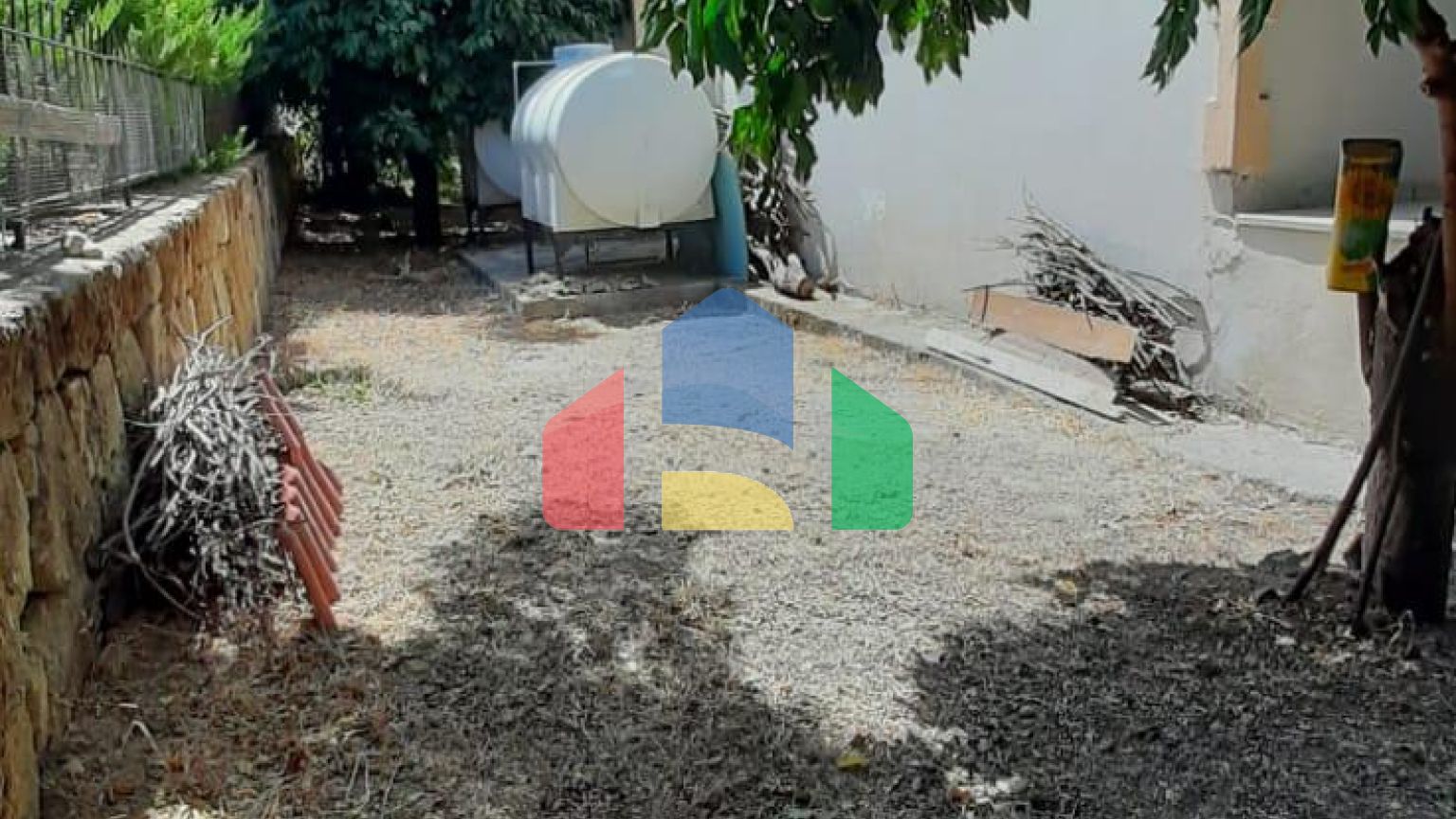 3-комнатная вилла объединенного типа 130 м2 в 5 минутах от пляжа