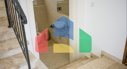 4-комнатная вилла 180м2 с собственным бассейном на первой линии от моря